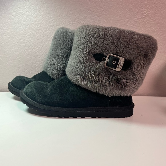UGG Shoes - UGG Australia Ellee Black Genuine Fur Suede Winter Size 6 Boot #1001672